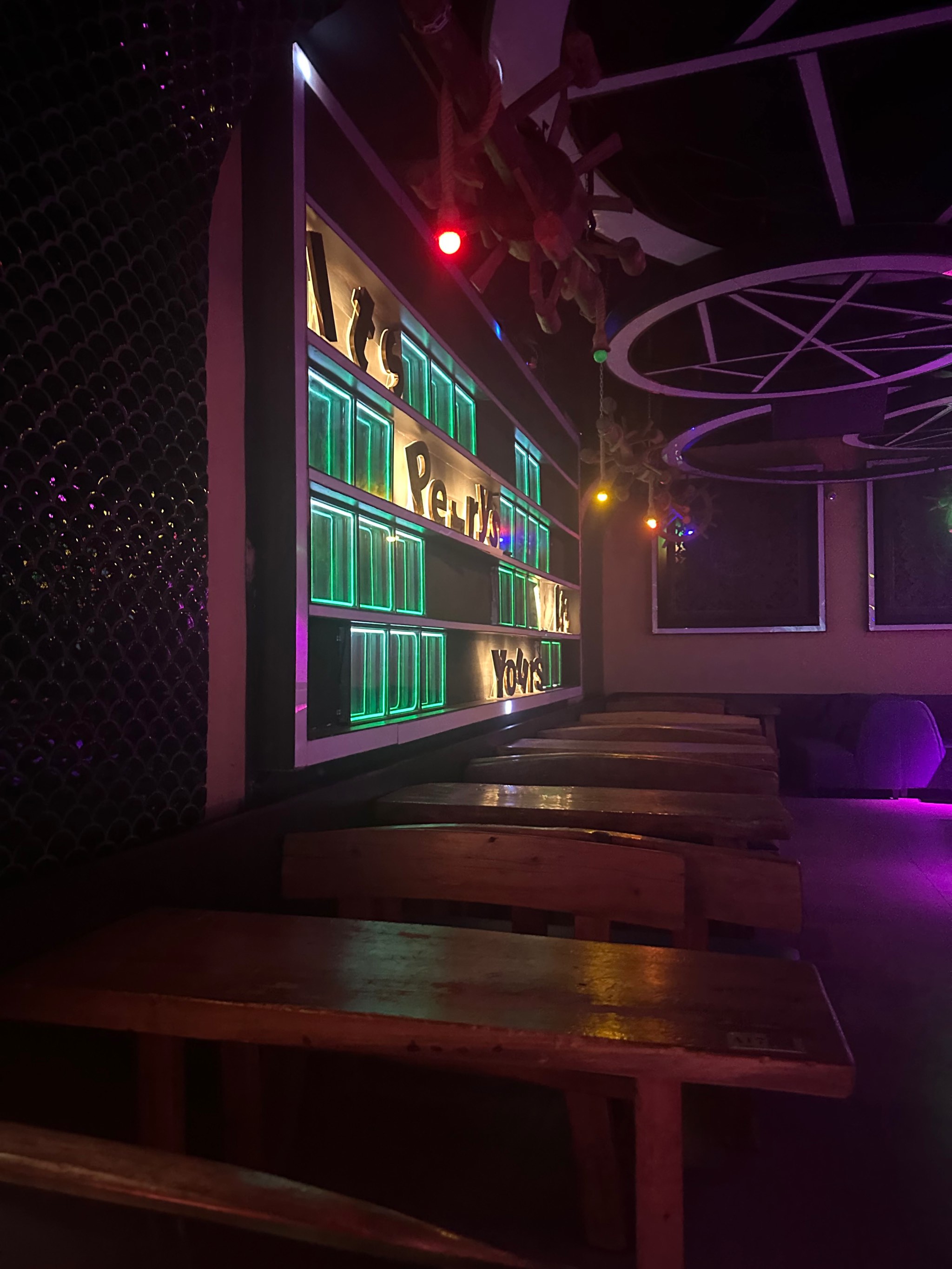 南昌商务ktv中低端商务氛围-进贤县ktv预订